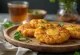 Pakora mit Aubergine, knusprig und würzig serviert