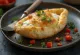 Pide mit Quark, frisch gebacken mit Kräuter-Quark-Füllung