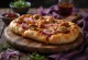 Servierte BBQ-Hähnchen-Focaccia